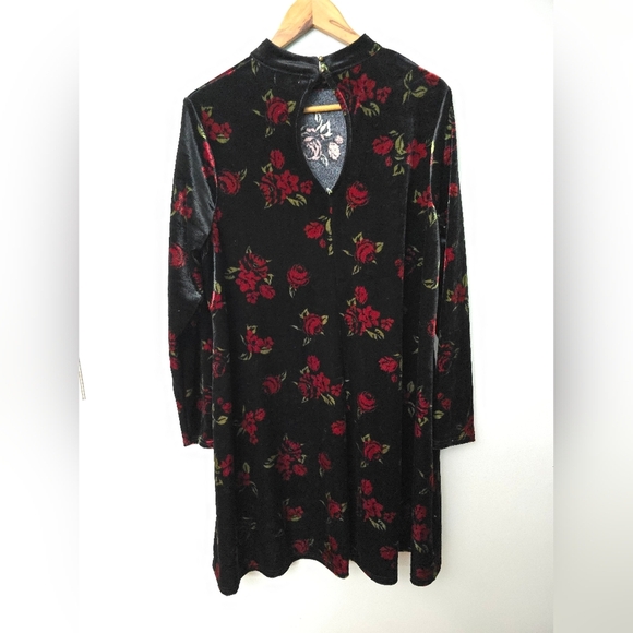 Falls Creek Womens Dark Floral Velvet Dress Size XL Black Stretch Whimsigoth - Picture 5 of 11